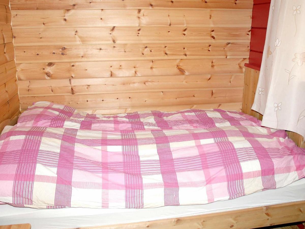 Three-Bedroom Holiday Home In Isfjorden Torvik Exterior photo