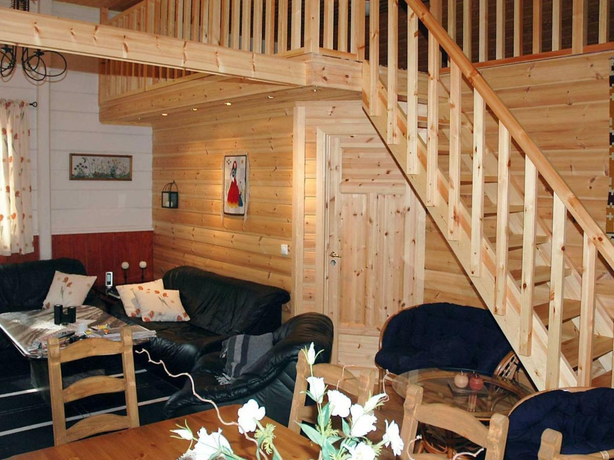 Three-Bedroom Holiday Home In Isfjorden Torvik Exterior photo